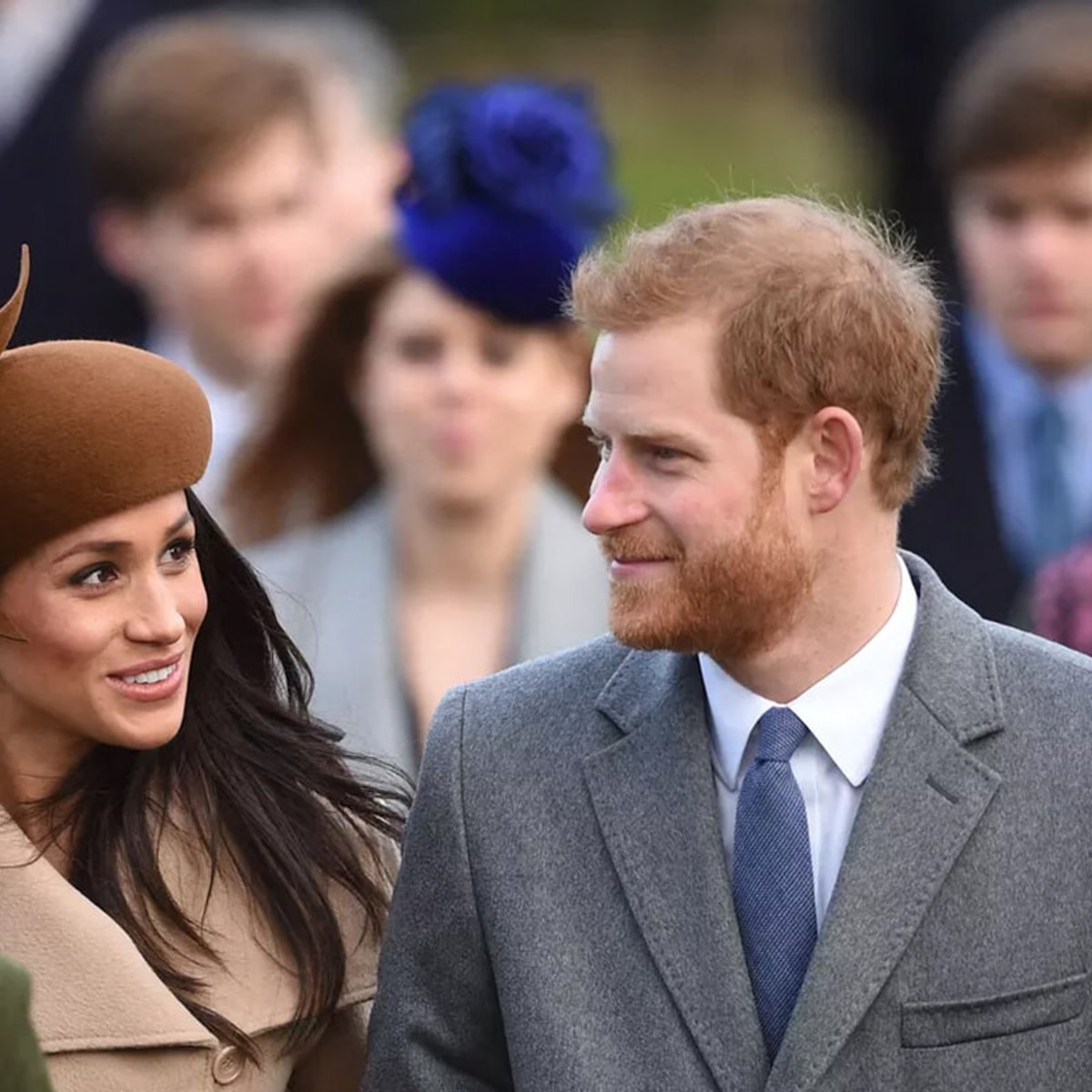 メーガン夫人とハリー王子、グリーティングカードで珍しく子どもの写真を公開！