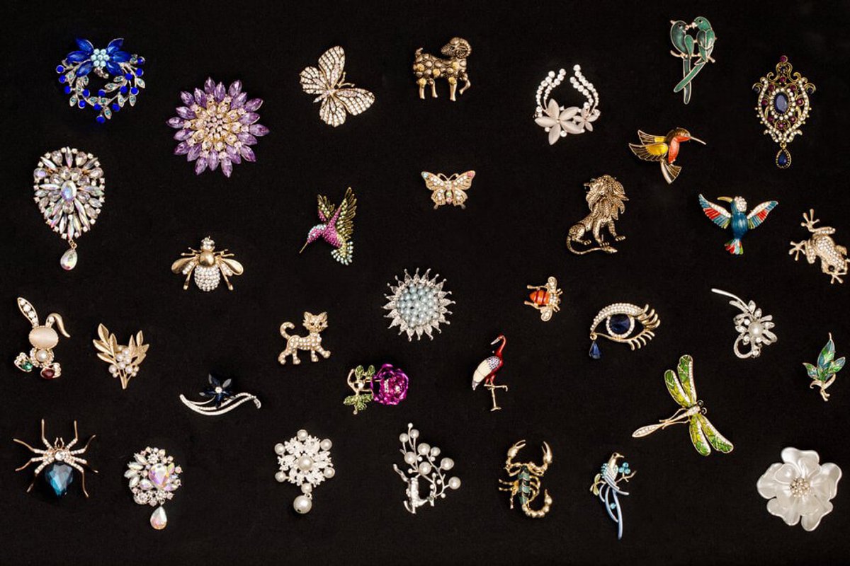 241218-historical-jewelry-ogp- 