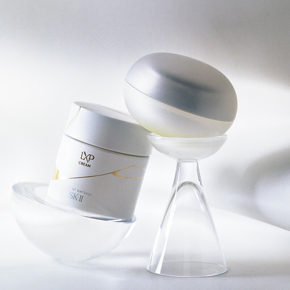 異次元の美は手に入る!? 2024年のベストコスメ、ボーテスター賞、発表。