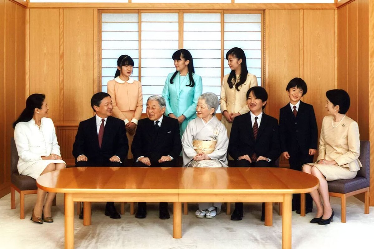 「神秘的で謎に満ちた日本の皇室」フランスでの報道とは? | madameFIGARO.jp(フィガロジャポン)