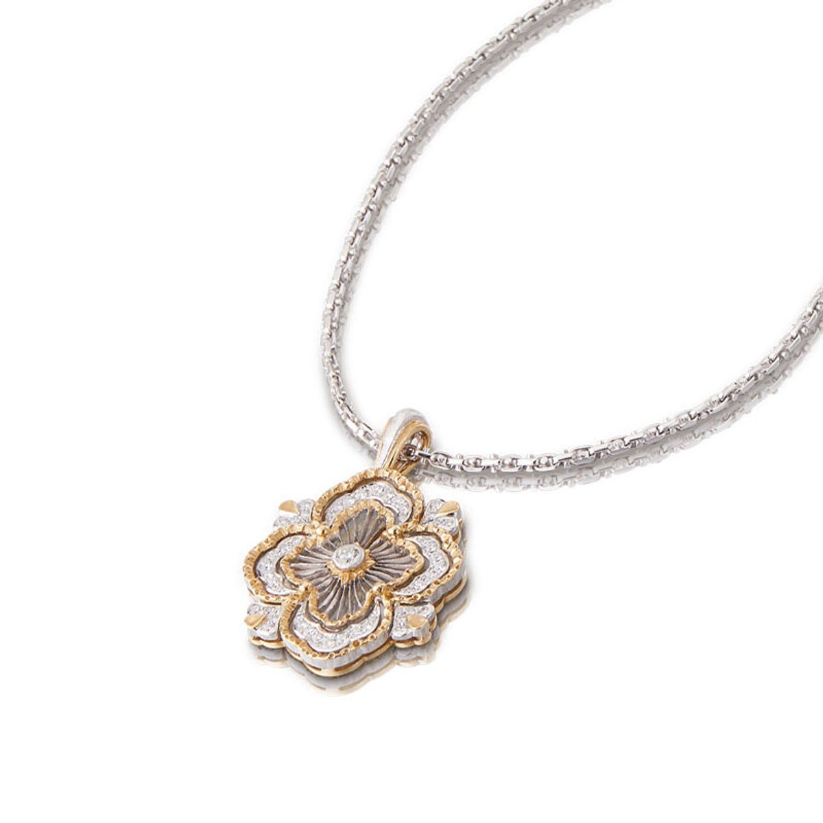 ロマンティシズムの究極、ブチェラッティの職人技が光るペンダント。