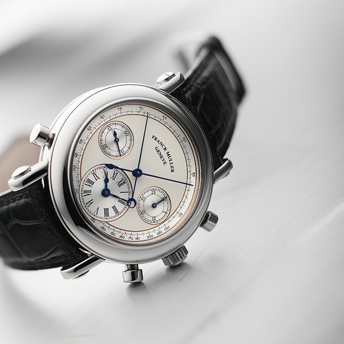 フランク・ミュラーが販売する、正規認定中古時計。