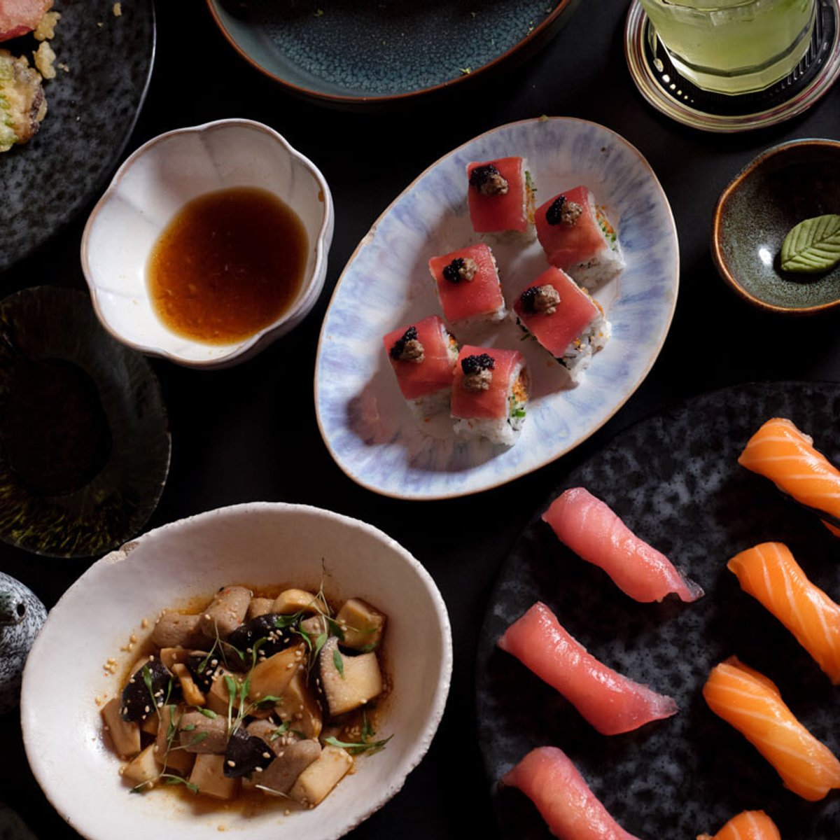 サンジェルマンのブルーベリー、巻き寿司をパリ的に解釈した人気店。