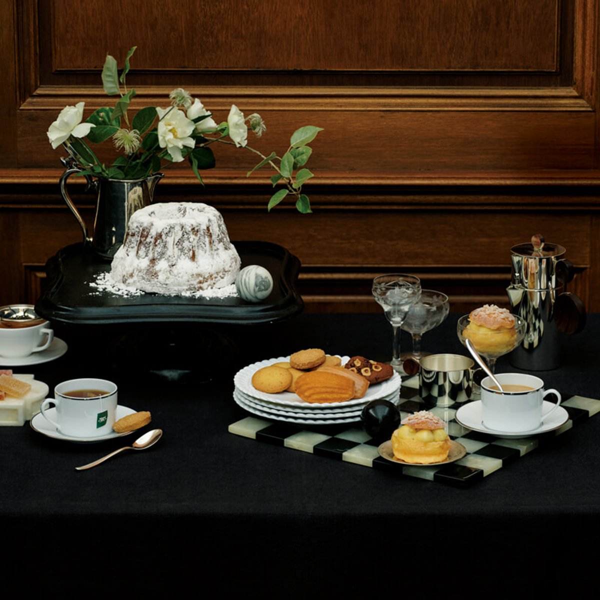 選りすぐりの紅茶とお菓子で、素敵なティータイム！