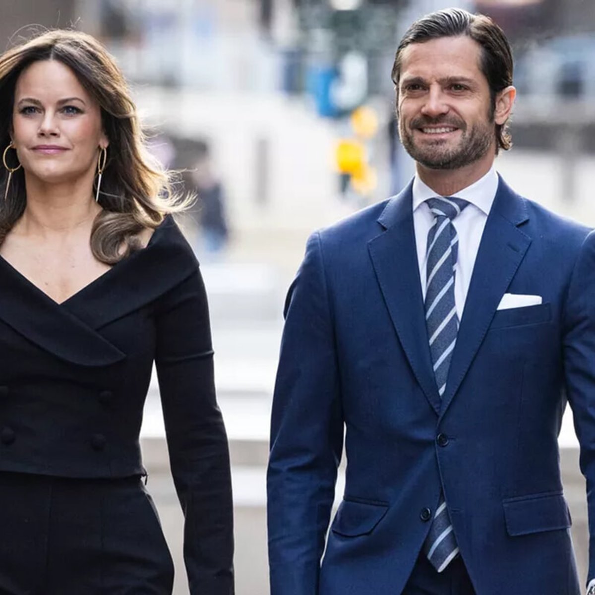 スウェーデン王室に誕生した末娘イネス王女、3人の兄に抱かれた感動的な写真とは？