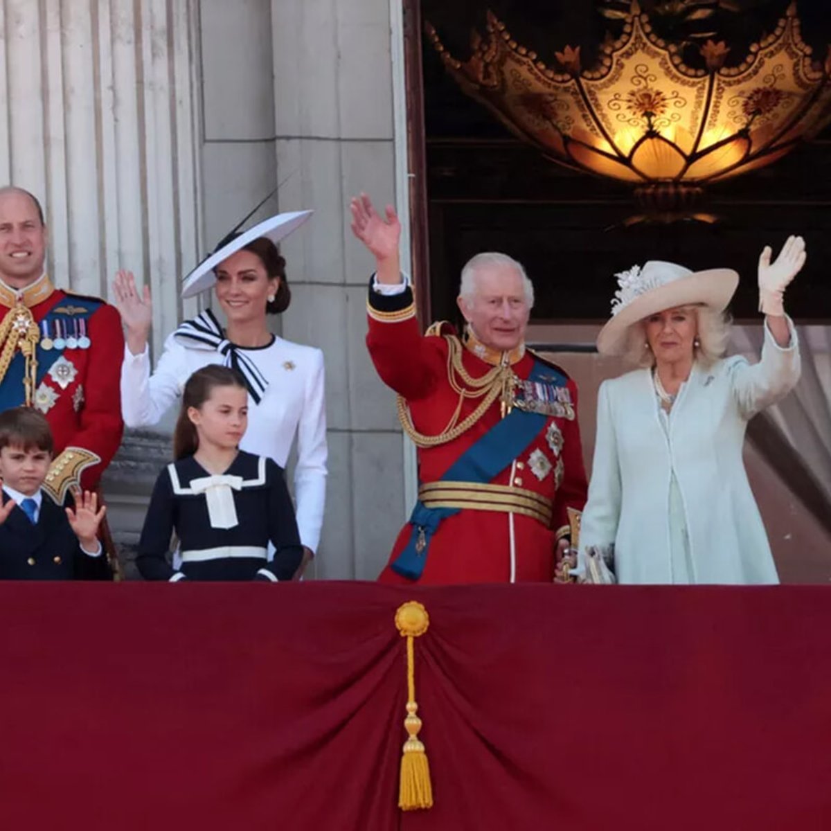 「キャサリン皇太子妃はウィリアム皇太子を4人目の子どもとして扱う」宮殿使用人が話す意外な一面とは？