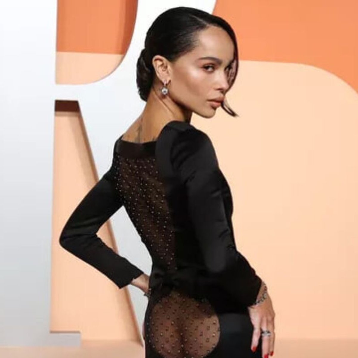 セレブたちの「ブラックドレス見本帖」！？パーティの参考にしたい、アカデミー賞アフタパーティーのドレス姿をチェック。