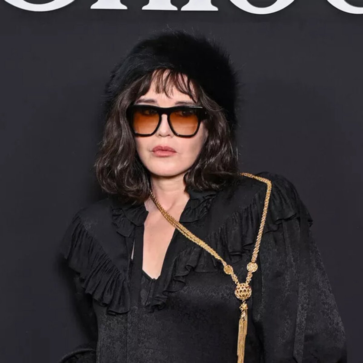 イザベル・アジャーニ、美しすぎる姪ゾエ・アジャーニとクロエのファッションショーに登場！