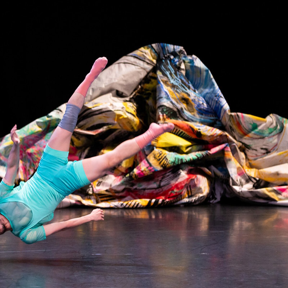 「Co.山田うん」の話題の舞台『遠地点』が3月12日から配信！