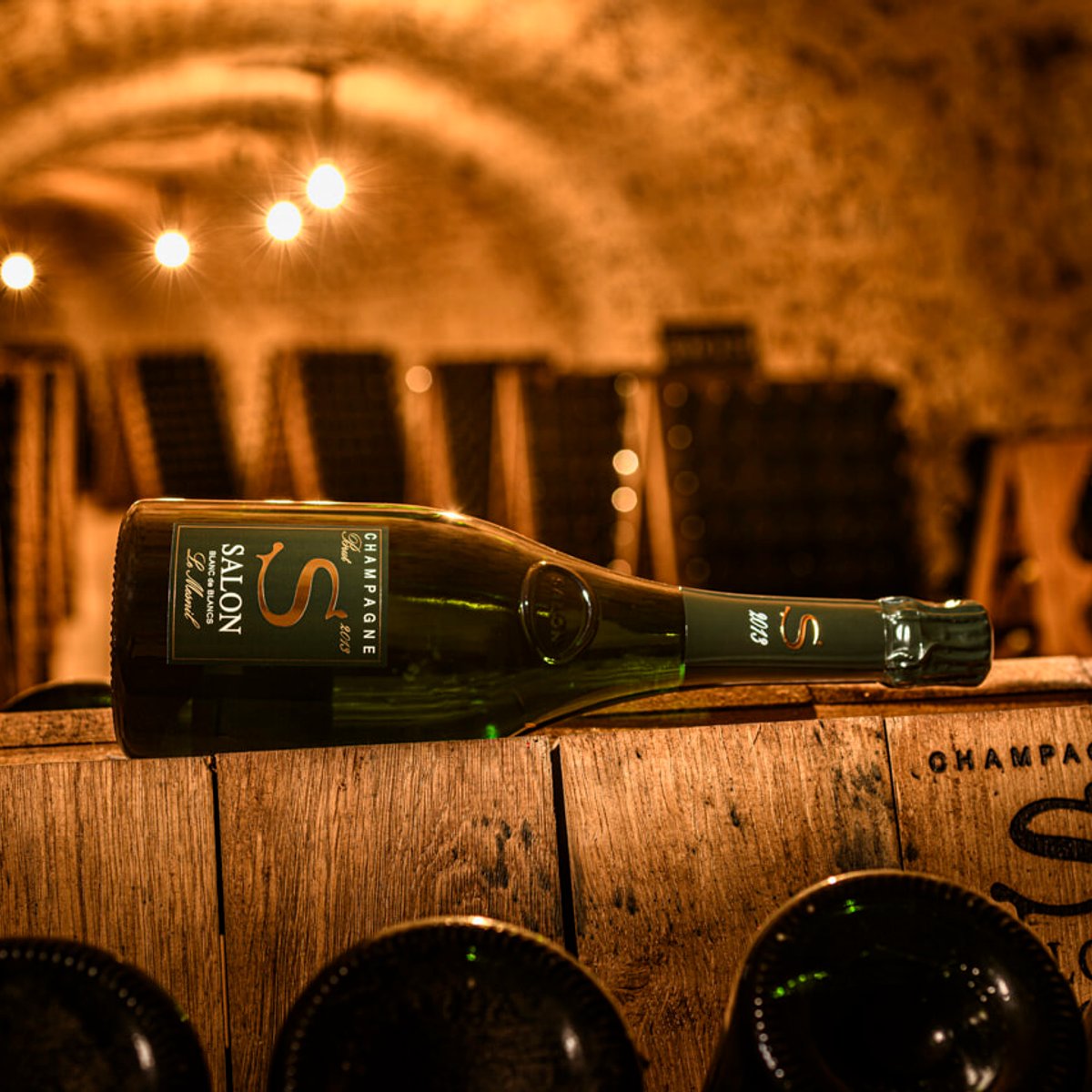 ドゥラモットとサロン、シャンパーニュの「美しき姉妹」の秘密の関係とは？