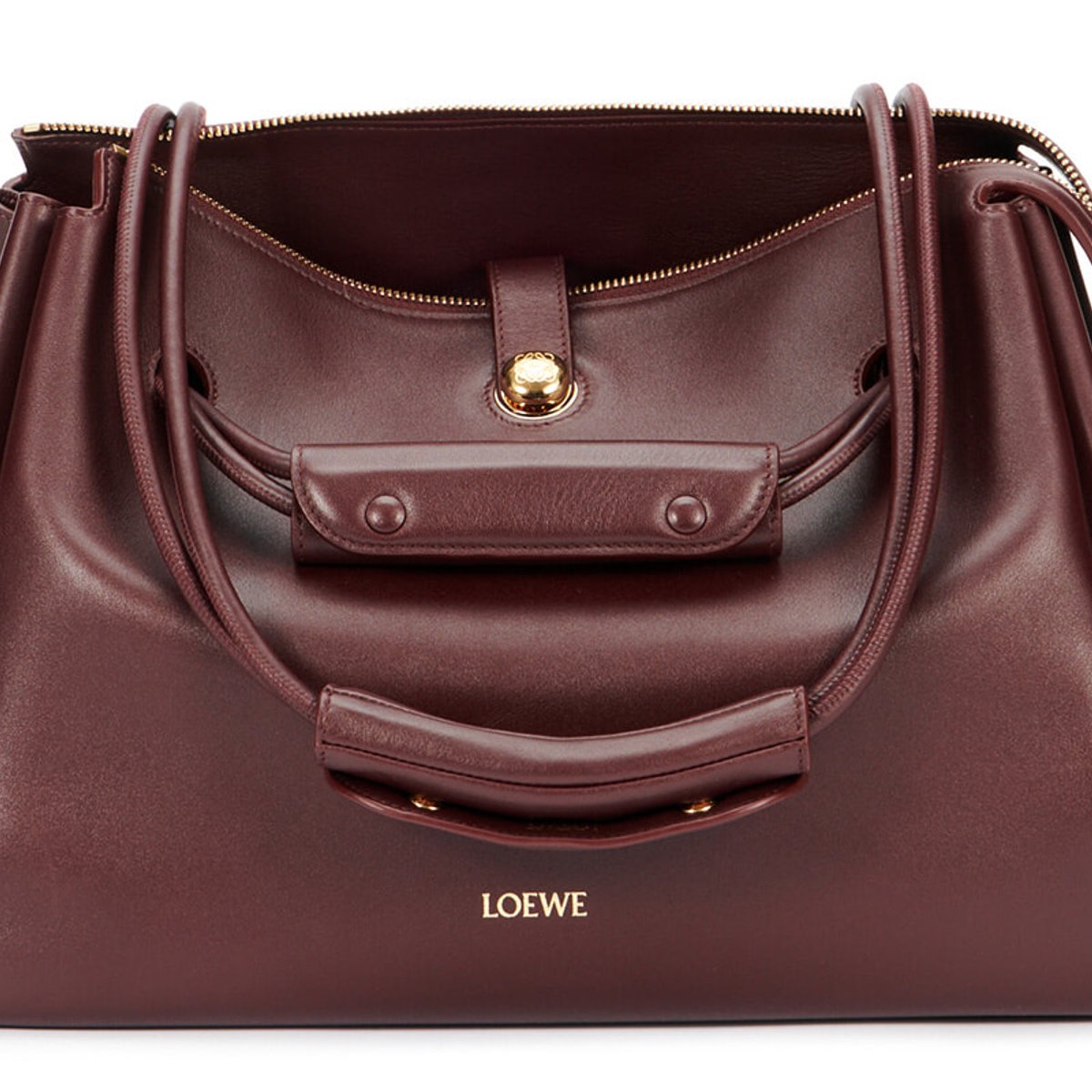 新時代のエディターズバッグを発見！ ロエベの最新バッグ「マドリード」が発売。