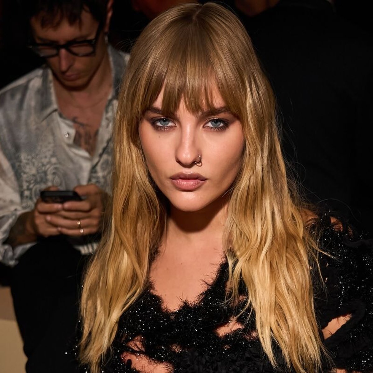 マネスキンのヴィクトリア、シャワー中の姿をインスタグラムに投稿！