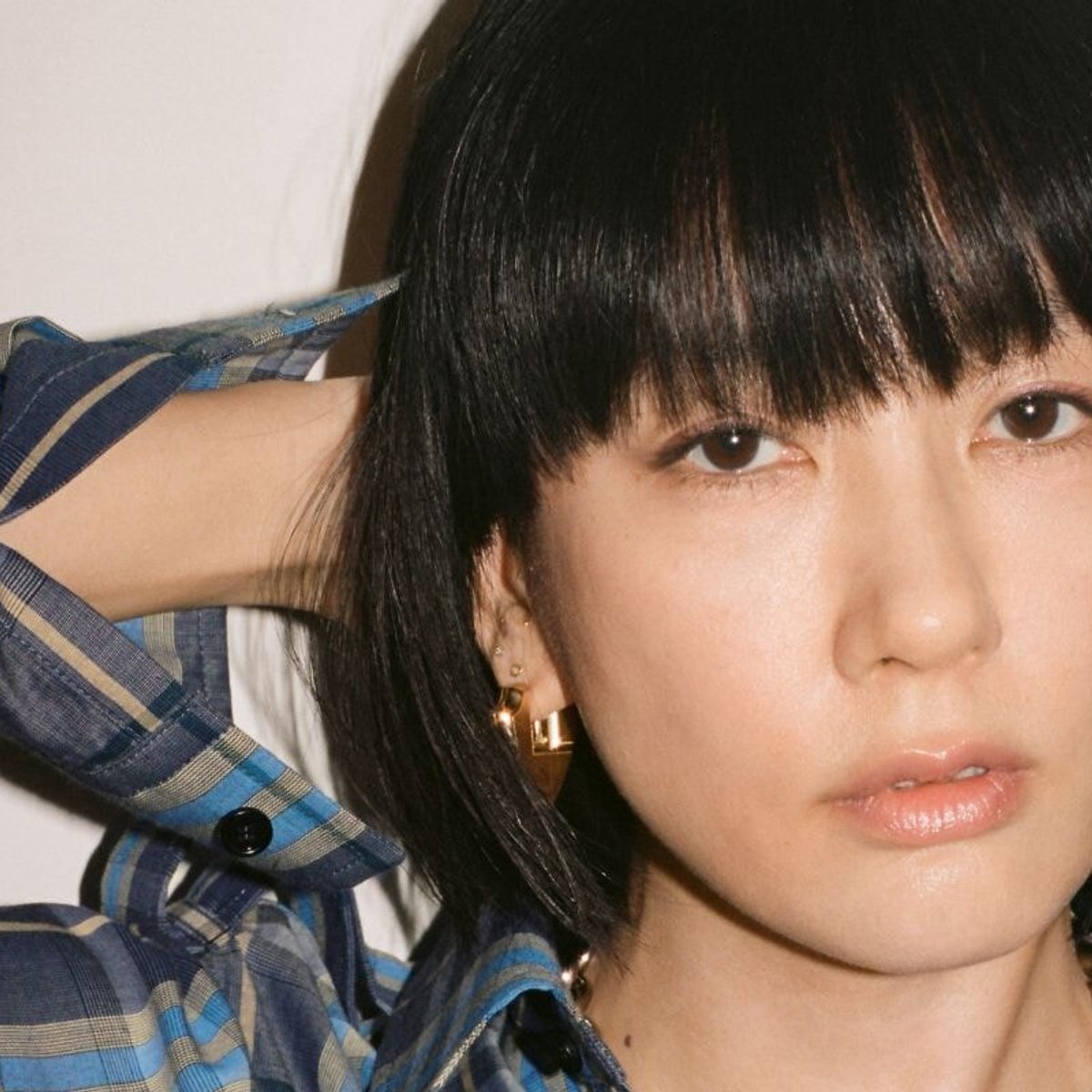 俳優 水川あさみ、バーバリーのブランドアンバサダーに就任。