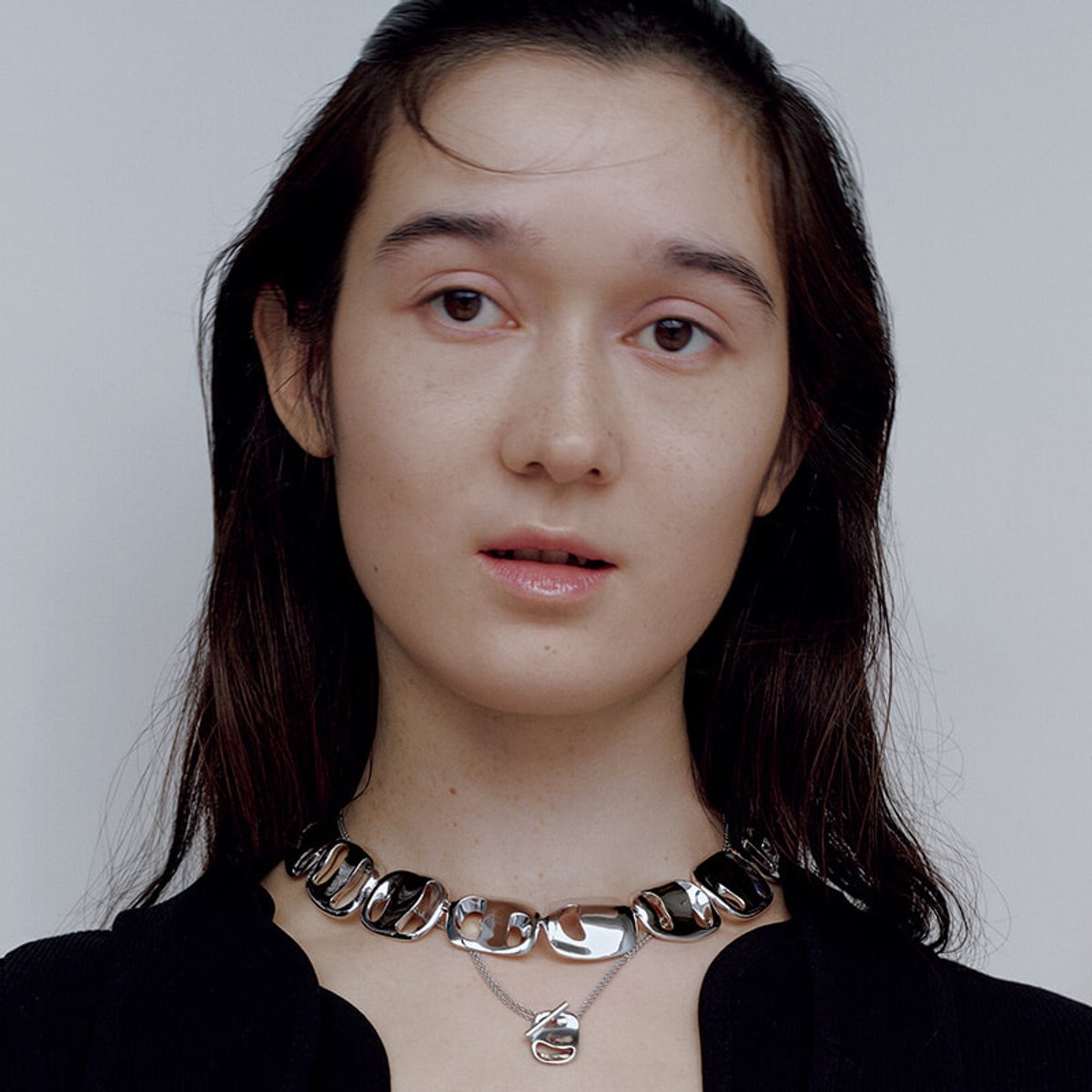 【フェラガモ編】この春狙いたい、喜びを刺激するコスチュームジュエリーたち。