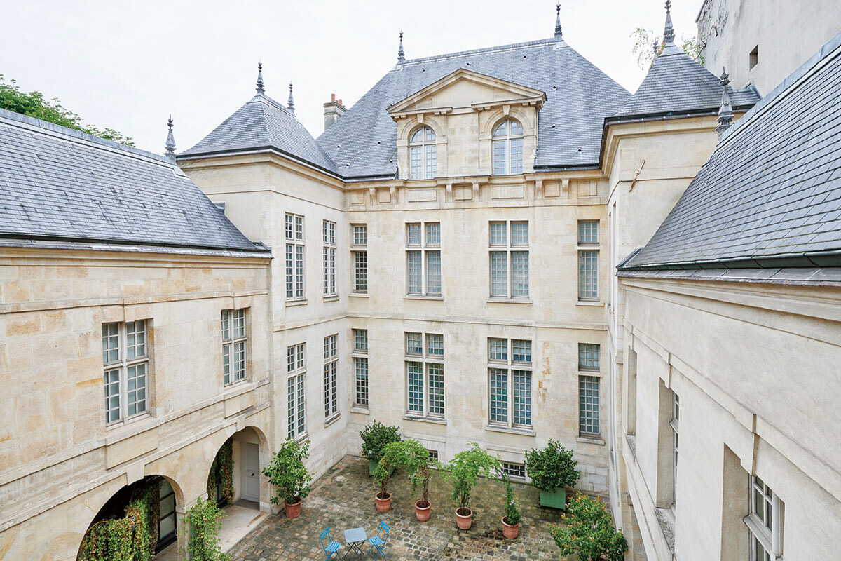 18世紀のアートが物語る、華麗なるブルジョアの暮らしを展覧会で。