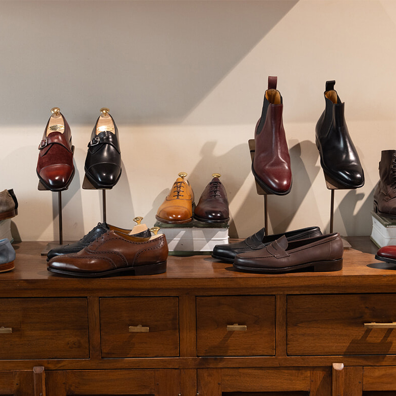 英国の名門ブランドで、毎日履ける一生ものの靴を。
