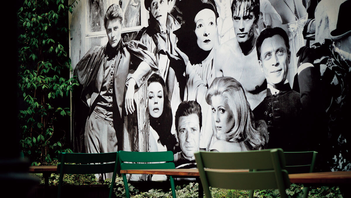 「ステュディオ28」ジャン・コクトーによる美しきプチシアター。