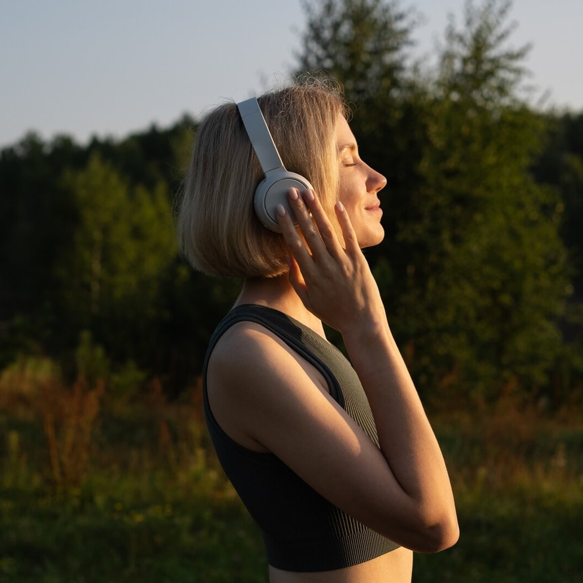 「頭の中がスッキリする」「雑念が消えていく…」8Dオーディオを聞くと起こる「ブレインフロッシング」とは？