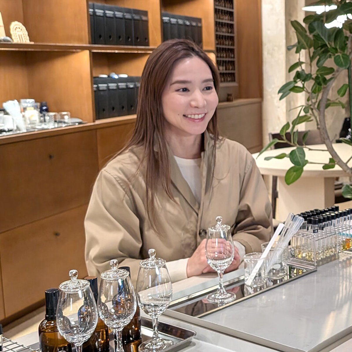 歴史的建築の特別な空間で体験する、私だけの香り作り。