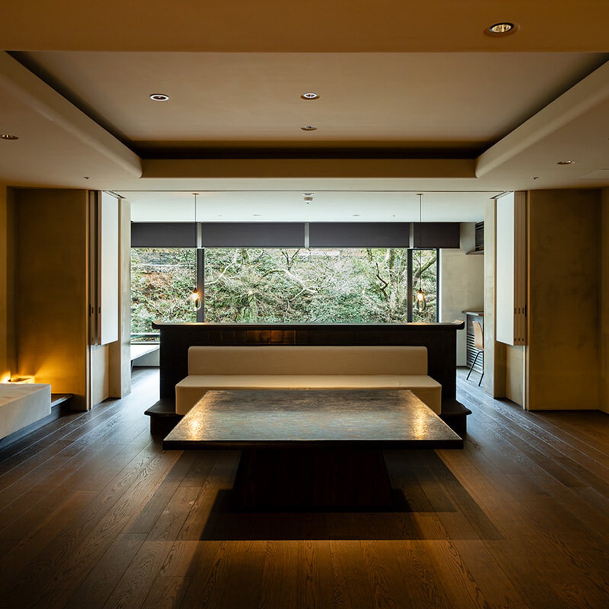 北陸の工芸とアートに染まる温泉宿。【石川県・加賀市｜花紫】