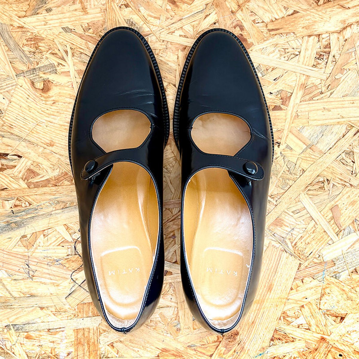 整形外科靴学の知識を取り入れた、走れるメリージェーン。