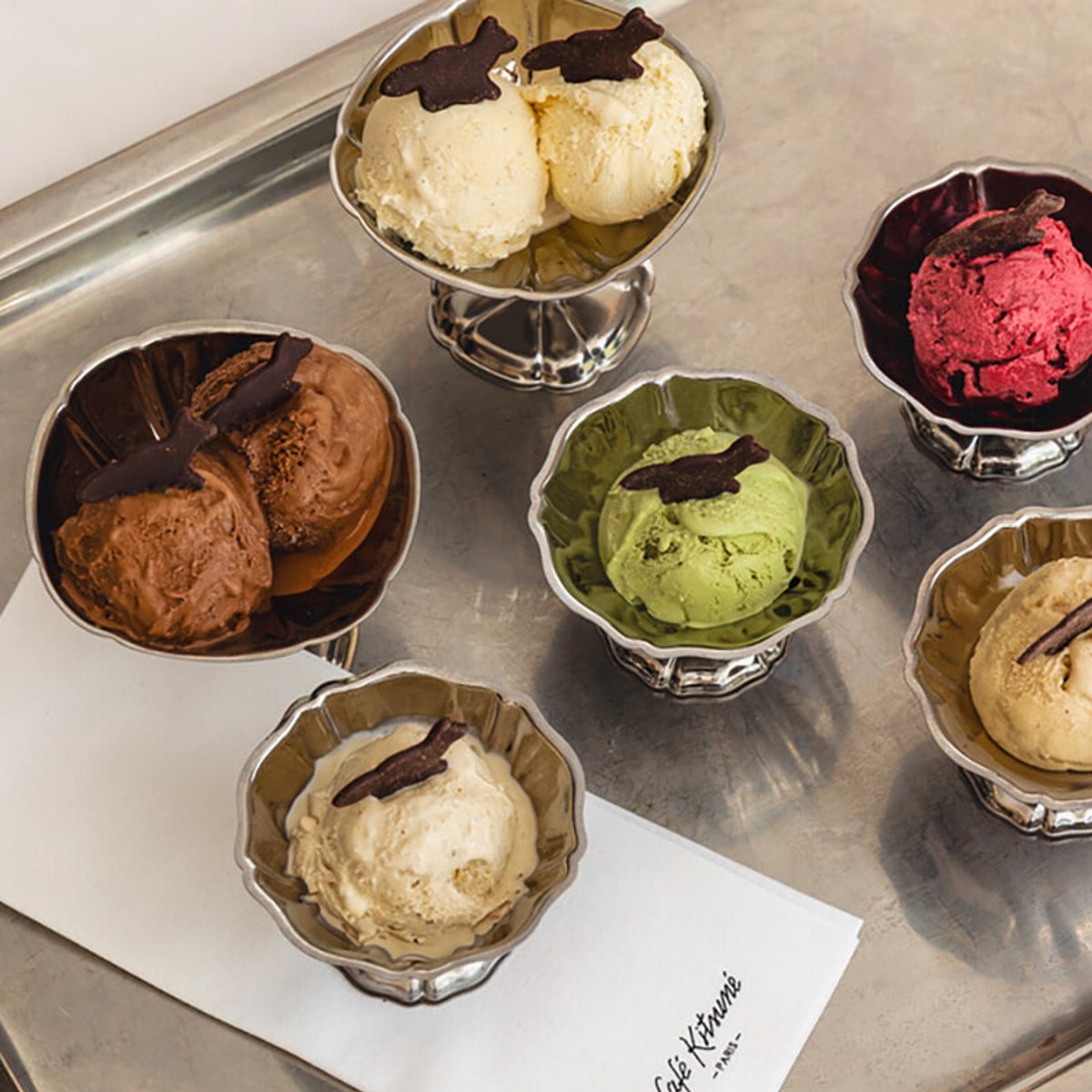 パリで一番おいしいアイスクリームのフォルドゥロル × カフェ・キツネ。