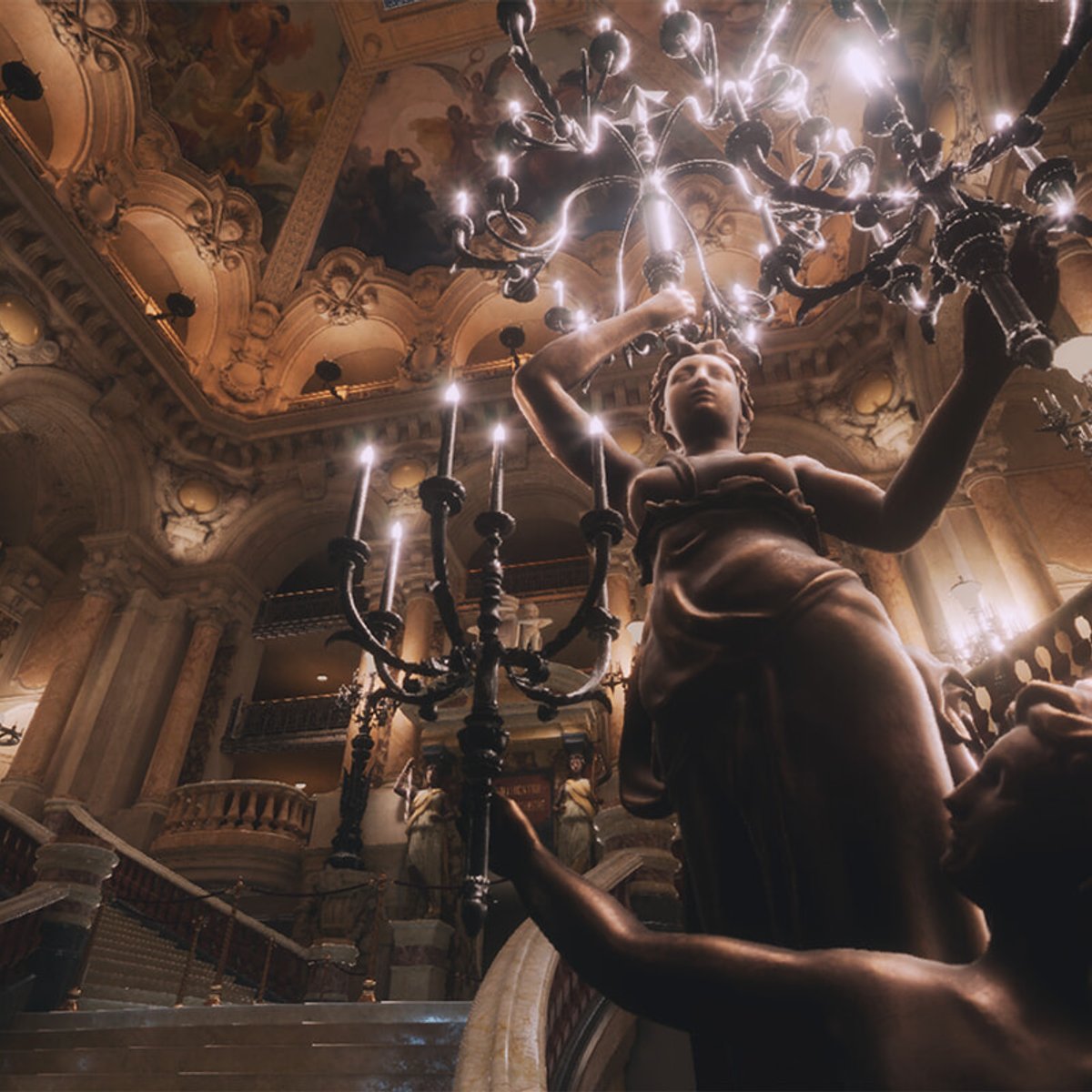 150周年を祝うオペラ・ガルニエをバーチャルに体験するふたつの方法。