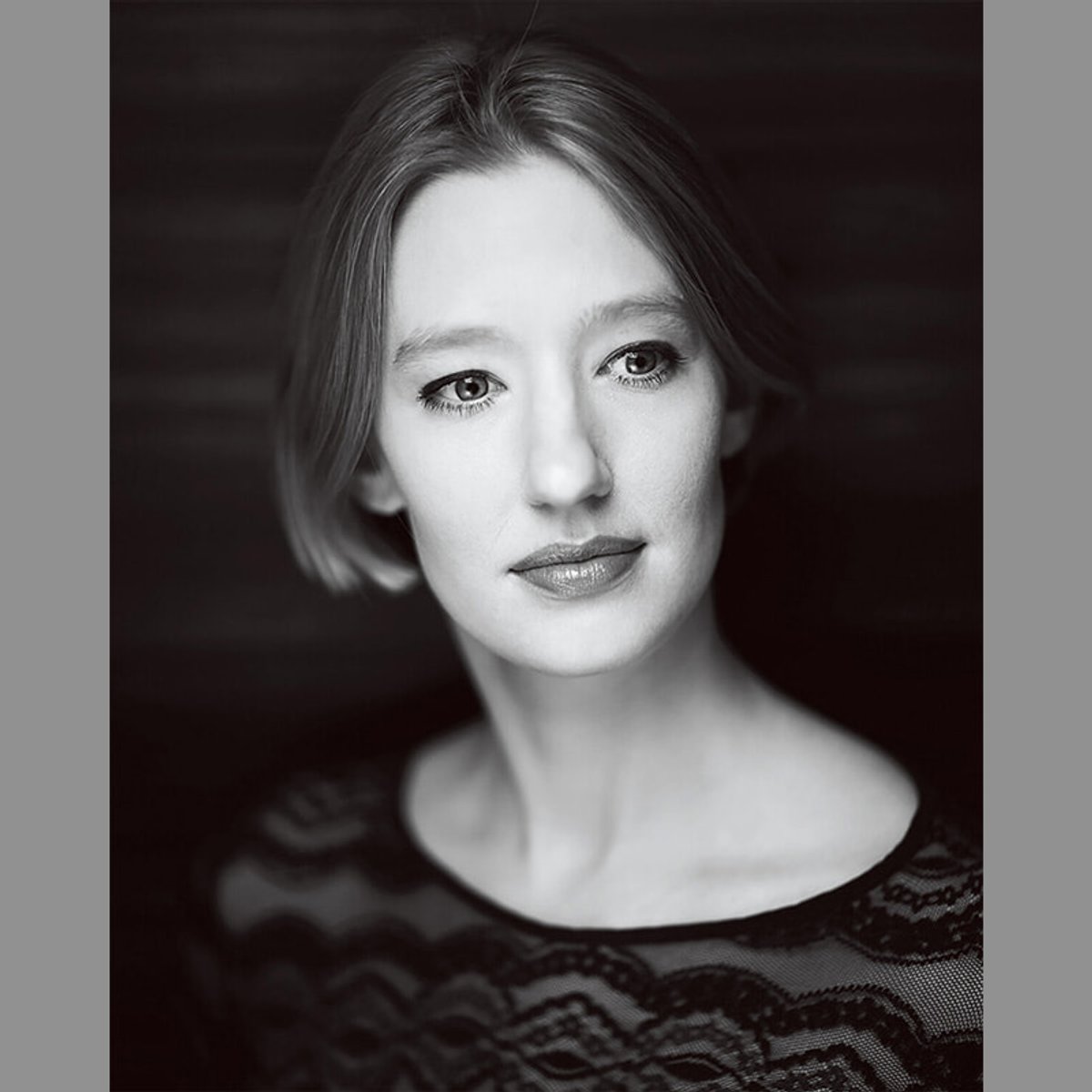 「METライブビューイング」で『フィガロの結婚』の指揮を執るヨアナ・マルヴィッツとは？