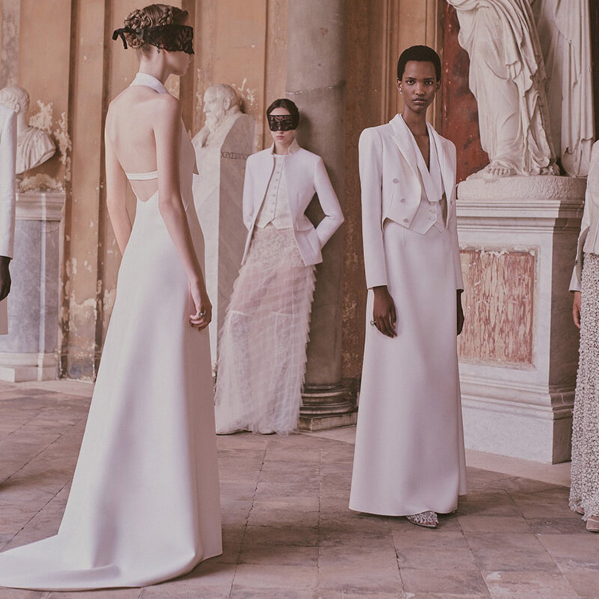 マリア・グラツィア・キウリが故郷ローマに捧げた、ディオールの2026年クルーズ コレクション。