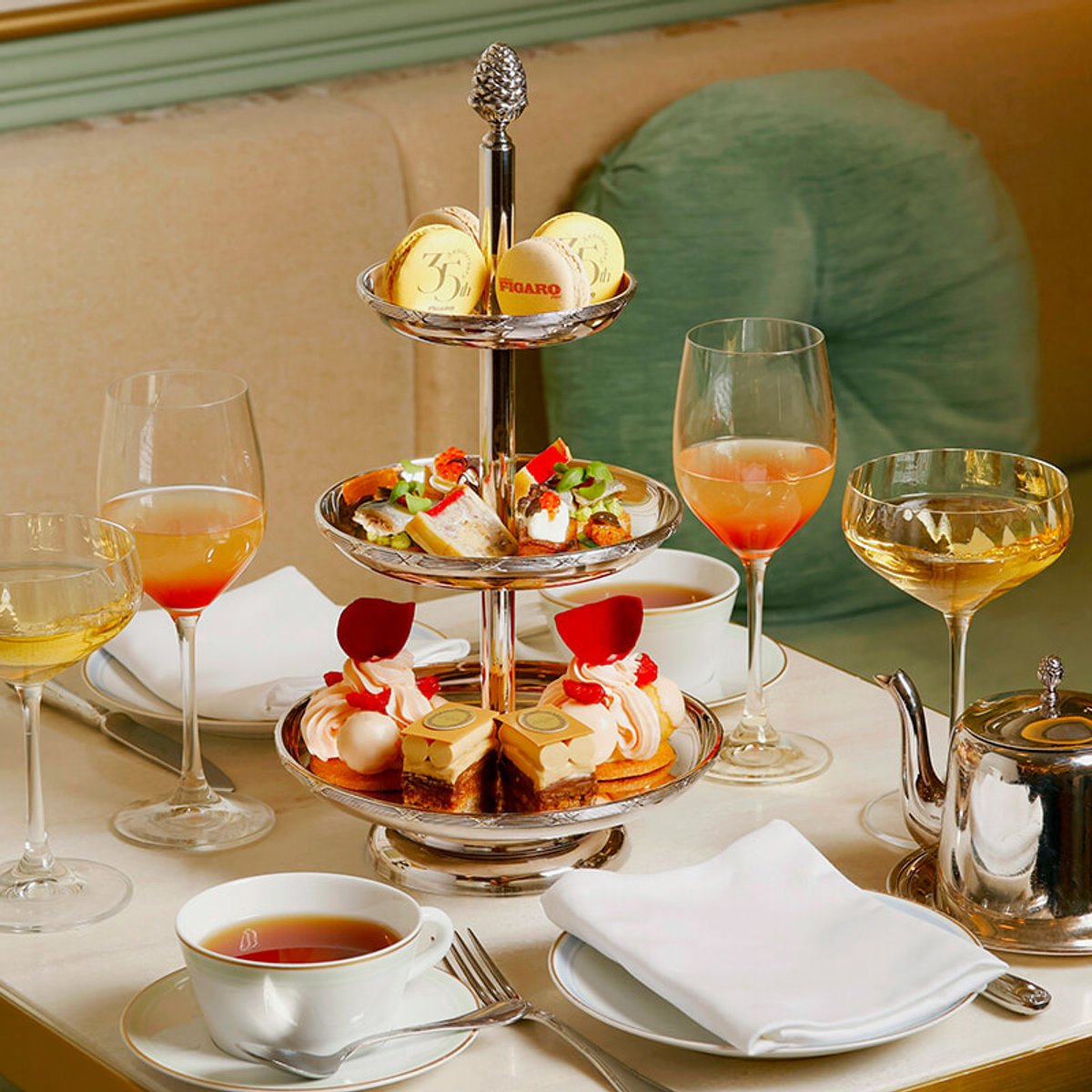 【受付終了】アフタヌーンティーでフランスの旅へ！ ラデュレ×フィガロジャポンのお茶会、参加者募集。