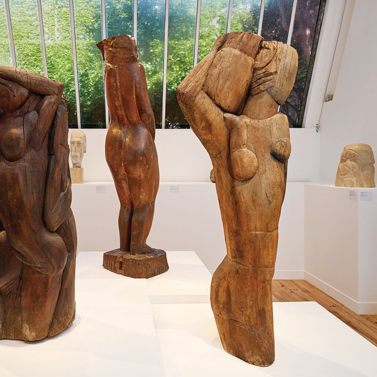 庭園でのんびりと。ザッキンの軌跡を辿る、隠れ家のような美術館。