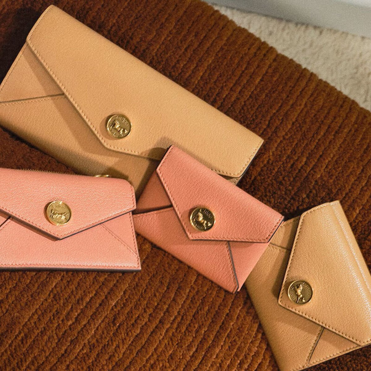 クロエから才色兼備な新作ウォレットが多種多様に勢揃い！