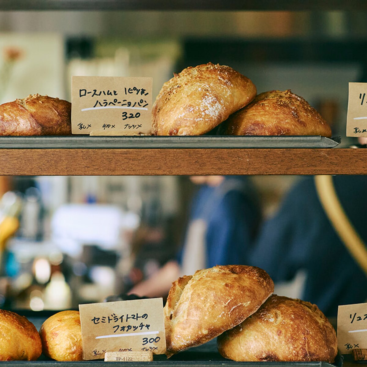 「パンとワインとアテの店」で昼飲みを満喫！京都「マチ」で自然派ワインを。【フィガロ京都グルメ】