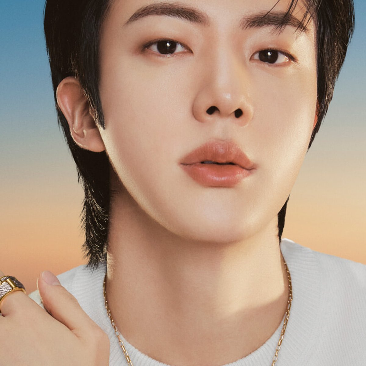 BTSのJINが魅せる、フレッド「フォース10」の新キャンペーンが公開！