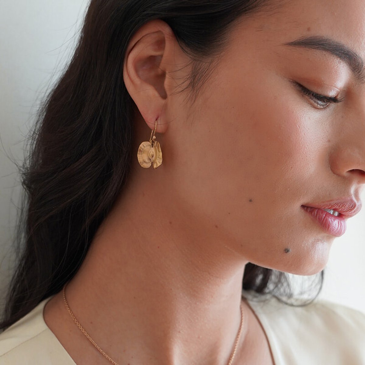 自然が繊細に輝くミラ・ステラのジュエリー。新作はハウチワノキ。