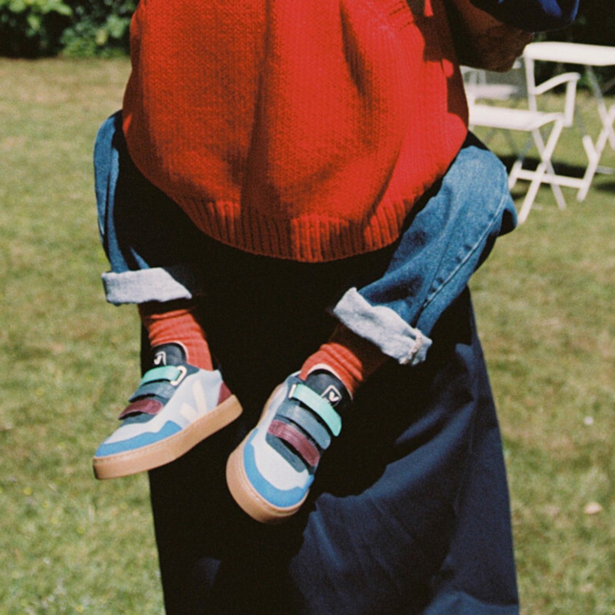 大人もキュンとくる、ヴェジャのコラボスニーカーがかわいさ満点！