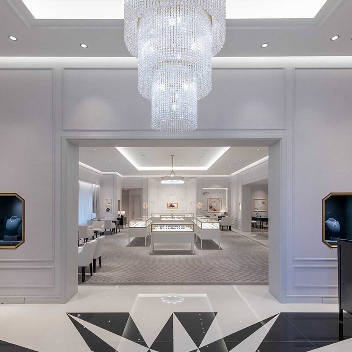 ハリー・ウィンストンの世界を多彩に体感できる、LINEアプリをダウンロード！