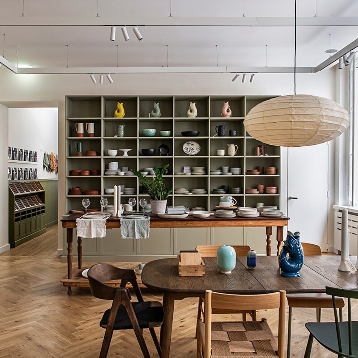 日常生活の美しく機能的な必需品を集めたラ・トレゾルリィの左岸店。