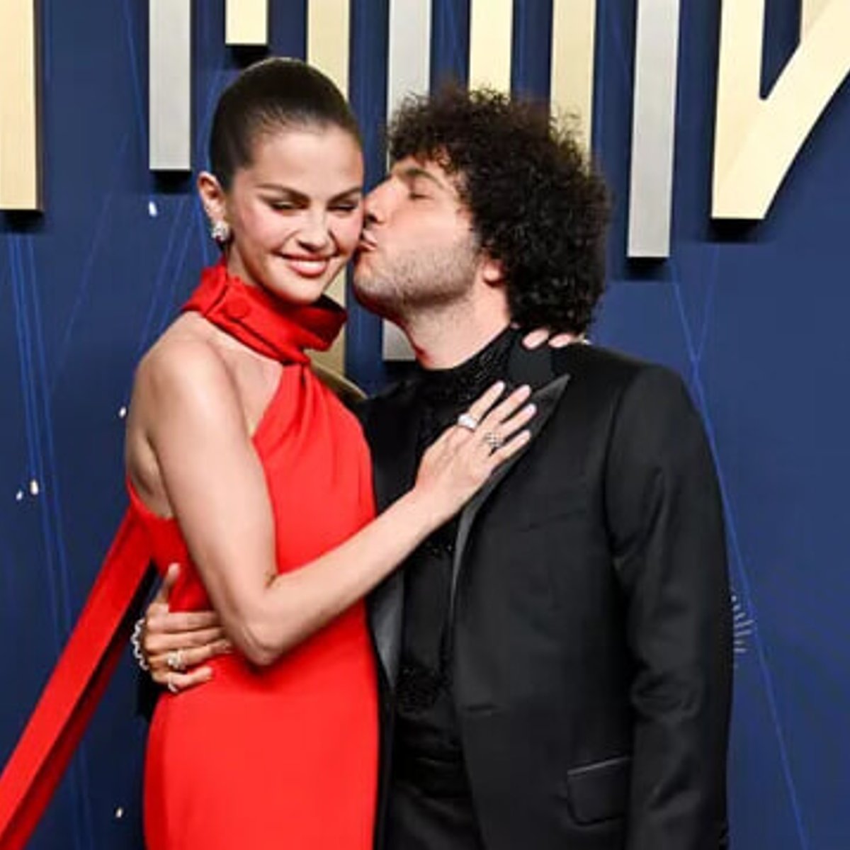 ジェナ・オルテガ、セレーナ・ゴメス、ペドロ・パスカル……ドラマスターたちがエミー賞で纏ったファッションをチェック！