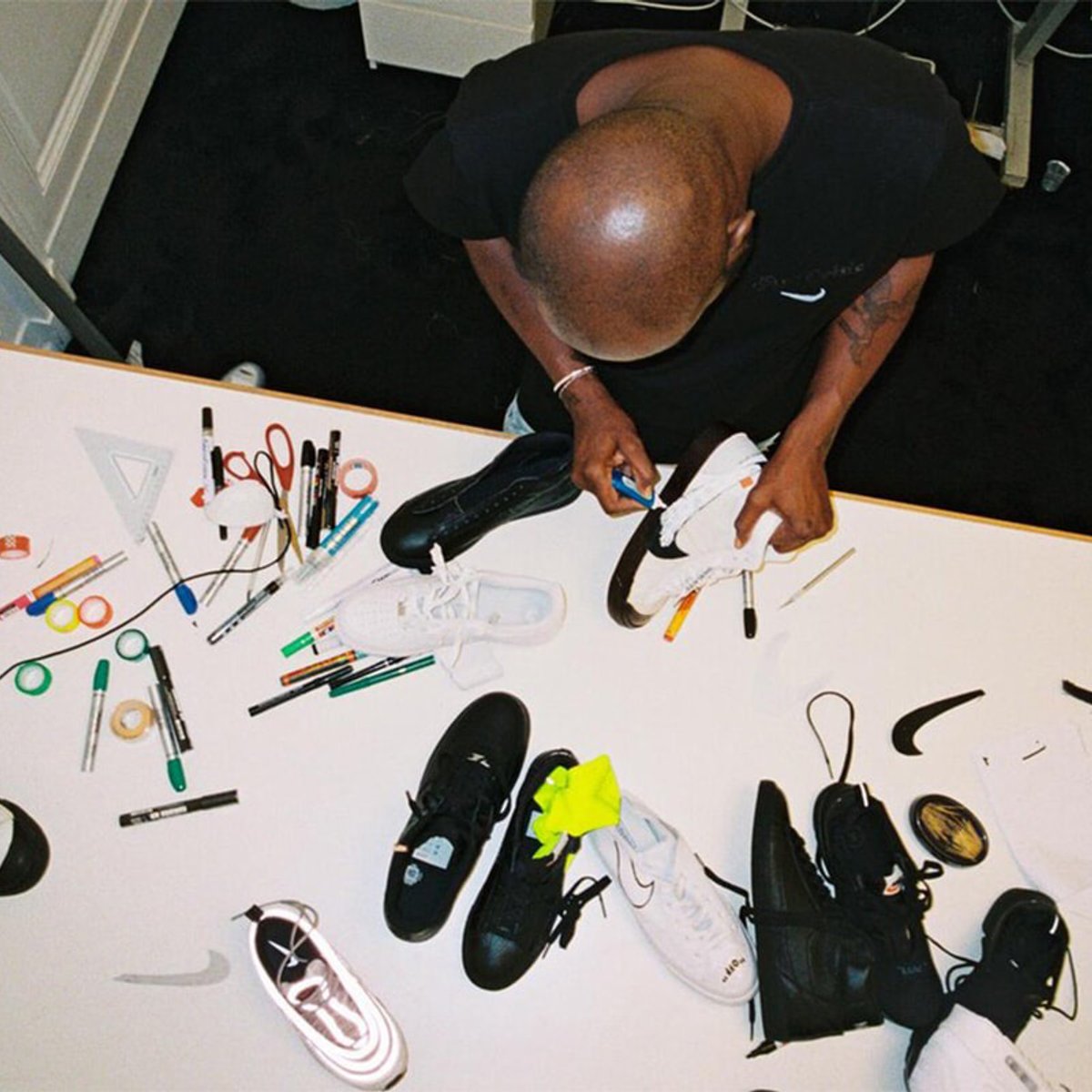 急げ！ グラン・パレで10月9日まで、『ヴァージル・アブロー：ザ・コード』展。