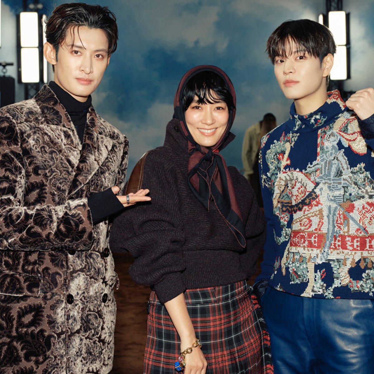 水川あさみ、向井康二も来場！ 音楽のエネルギーとあふれる色で描く、新しいバーバリーの夏。