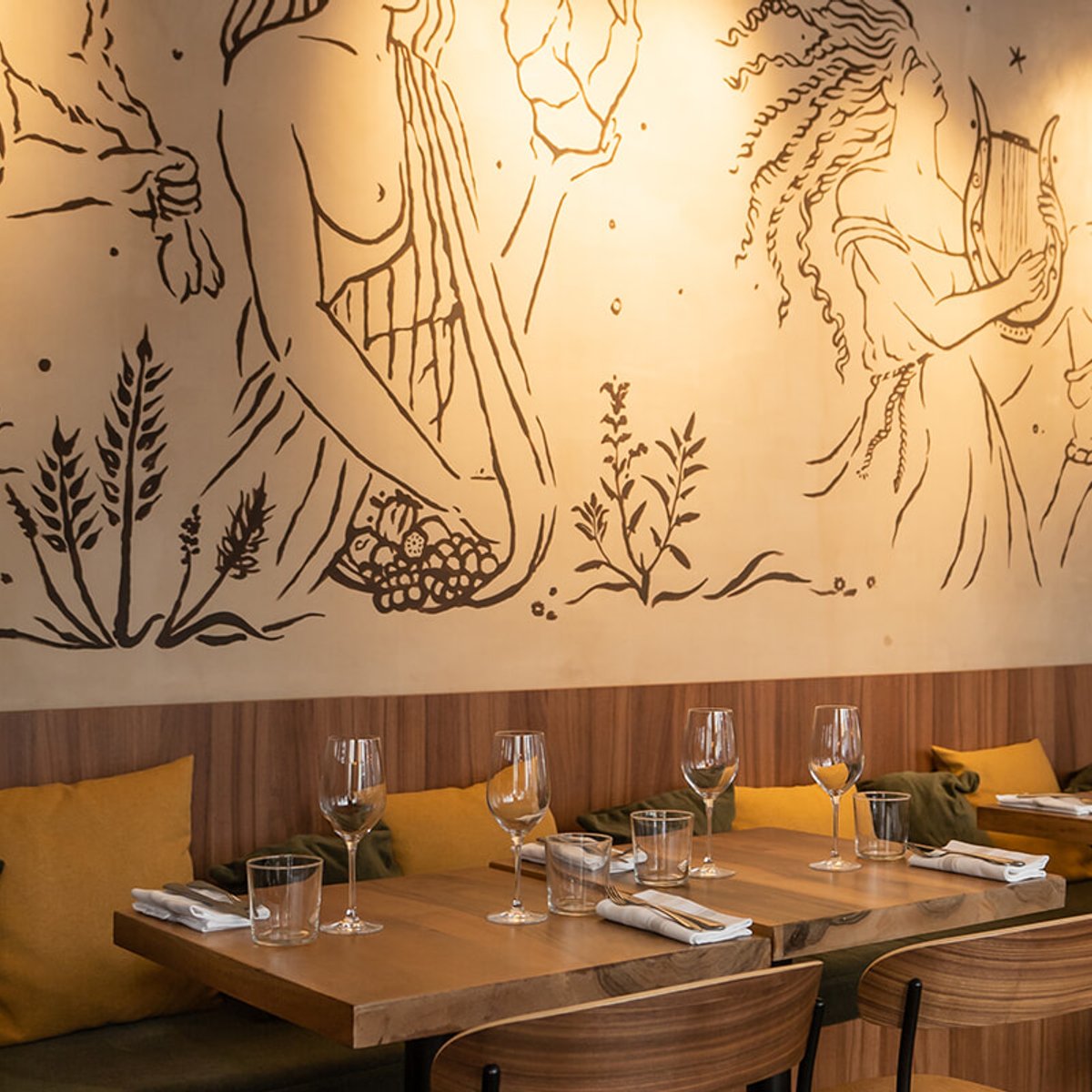 【パリ エスニック料理】イスラエル料理の認知度を高めた「アドラバ」、シェフが贈るクリエイティブなレヴァント料理。