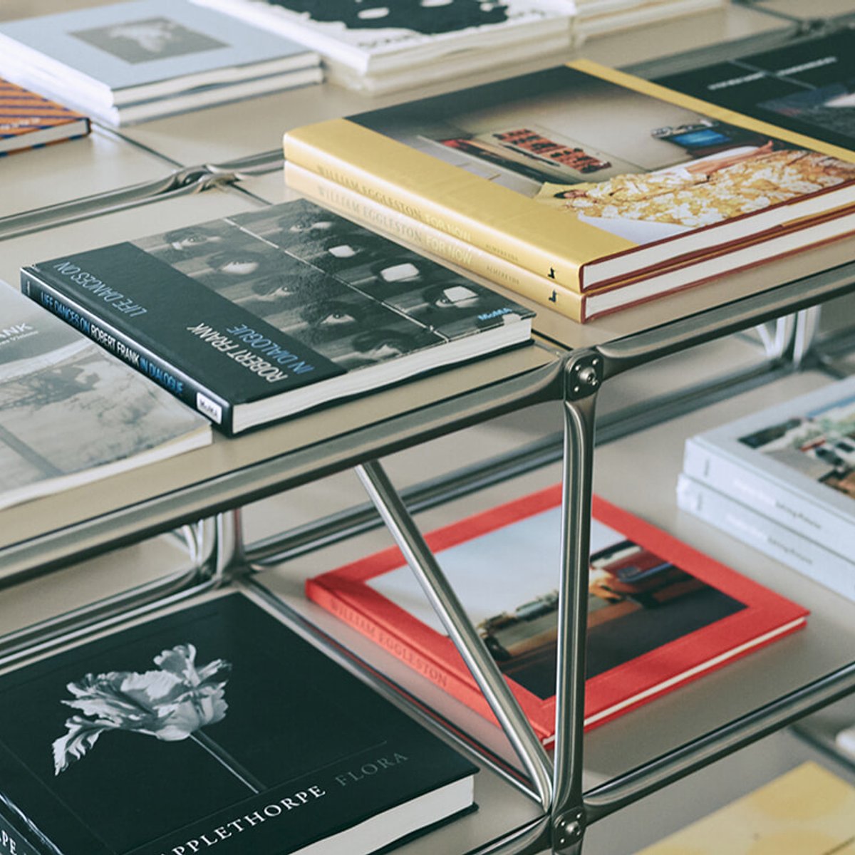 【神戸】レンガ造りの有形文化財に国内外の写真集とアートブックが揃う書店「ザ ブック エンド」が誕生。