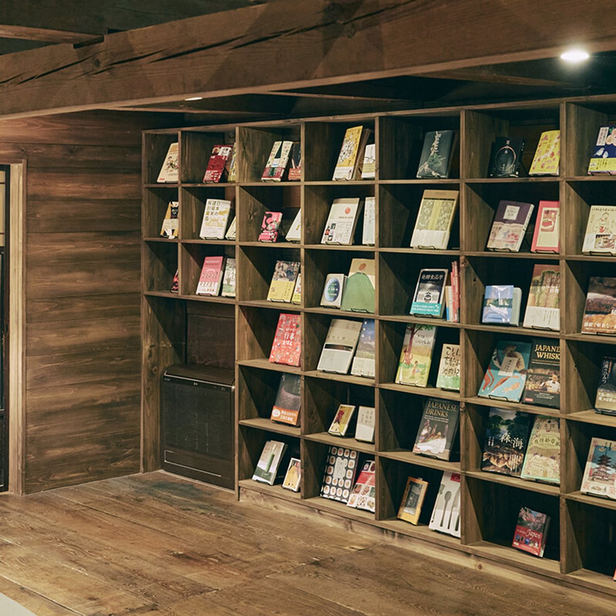 【兵庫】重要文化財のリノベーション宿で、読書とフレンチを堪能！