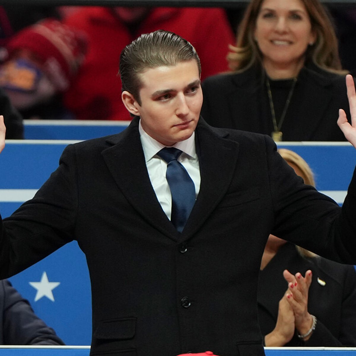 トランプ大統領の息子バロン・トランプ、デートのためにビルの1フロア全体を閉鎖！？