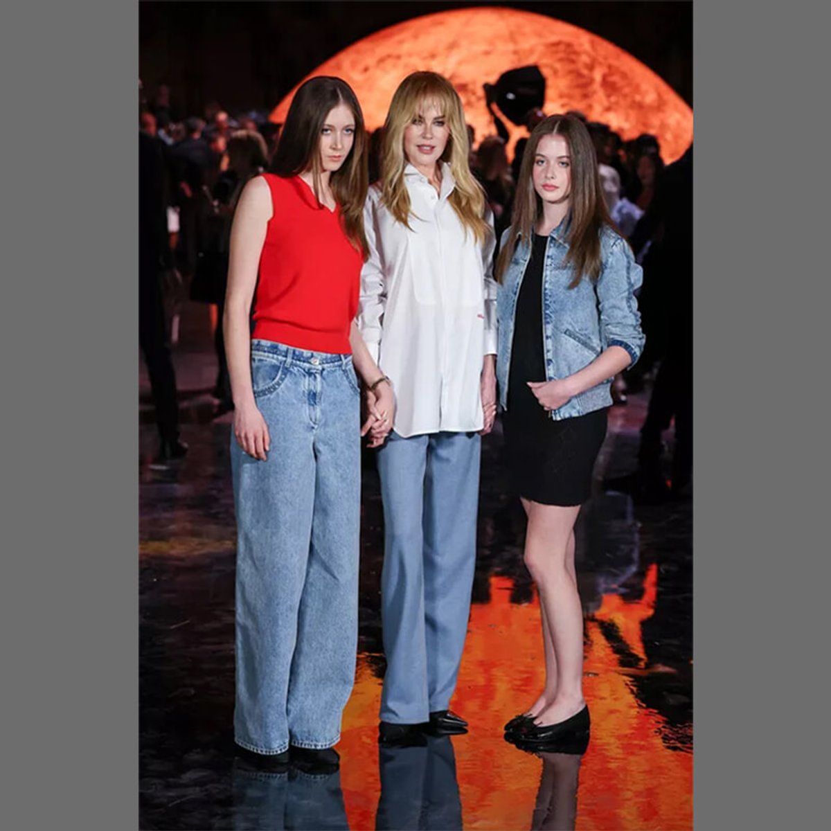 離婚発表からわずか7日のニコール・キッドマン、娘たちとパリで目撃される。