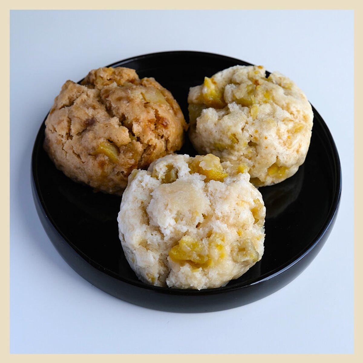 牛乳との相性抜群！ シンプルさに惹かれる「鬼まんじゅう」。【おやつの時間ですよ！】