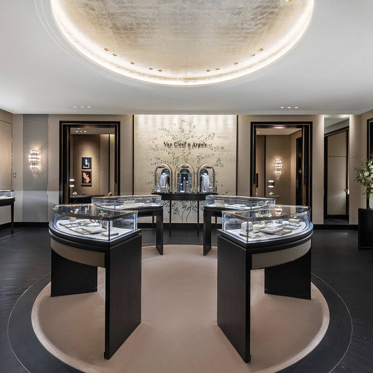 【ヴァン クリーフ＆アーペル】新ブティックが、銀座1丁目に誕生。