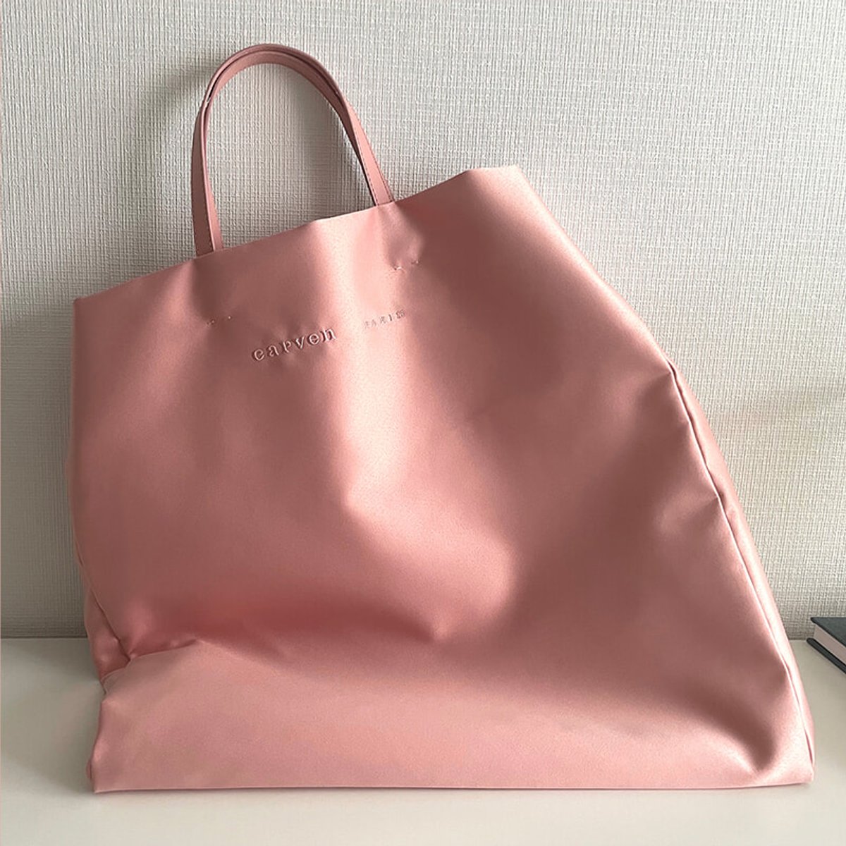 私たちが愛したカルヴェンを買い納め！ 意外と使えるピンクのトート。