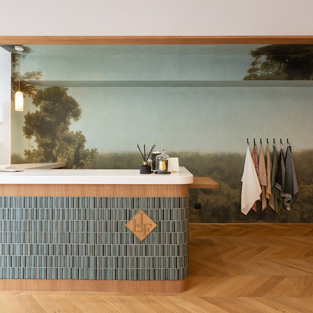 【パリ】ジャカール・フランセの新しい旗艦店で、トルションをお土産に。